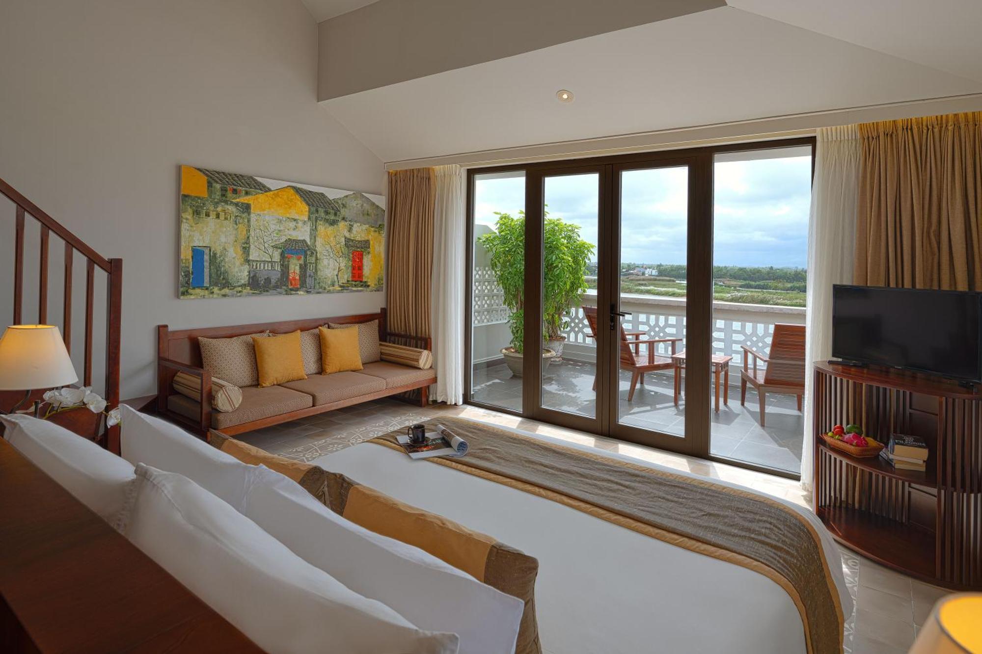 Rivertown Hoi An Resort & Spa Zewnętrze zdjęcie A suite at the Taj Bengal